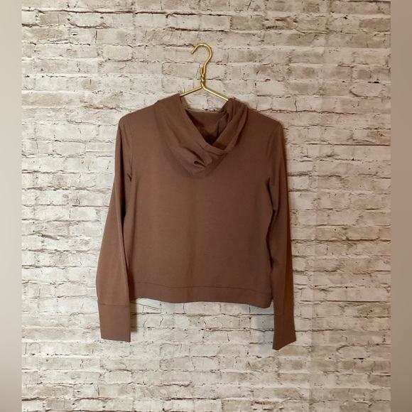Vuori Halo Essential Cardamom heather hoodie top - Picture 3 of 4